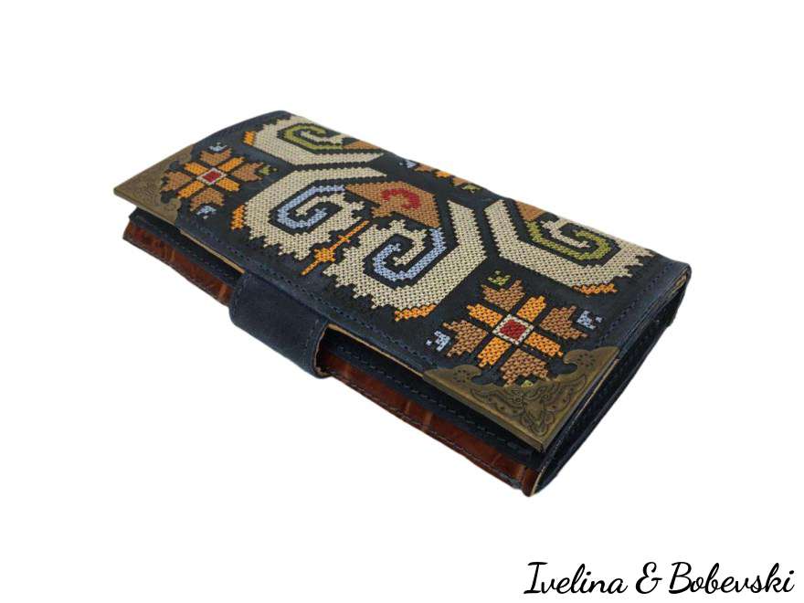 Ladies_Wallet_Embroidery_Leather_Eleonor_3_880x660
