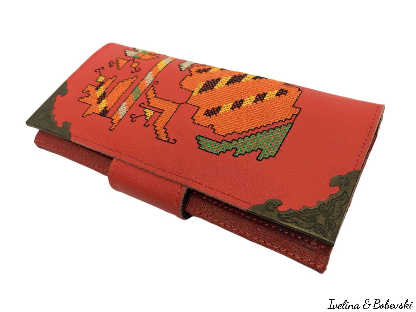 Ladies_Wallet_Embroidery_Leather_Alea_4