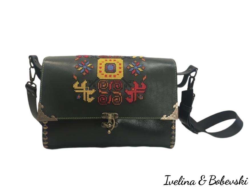 Ladies_handbag_genuine_leather_with_embroidery_Vardar_1