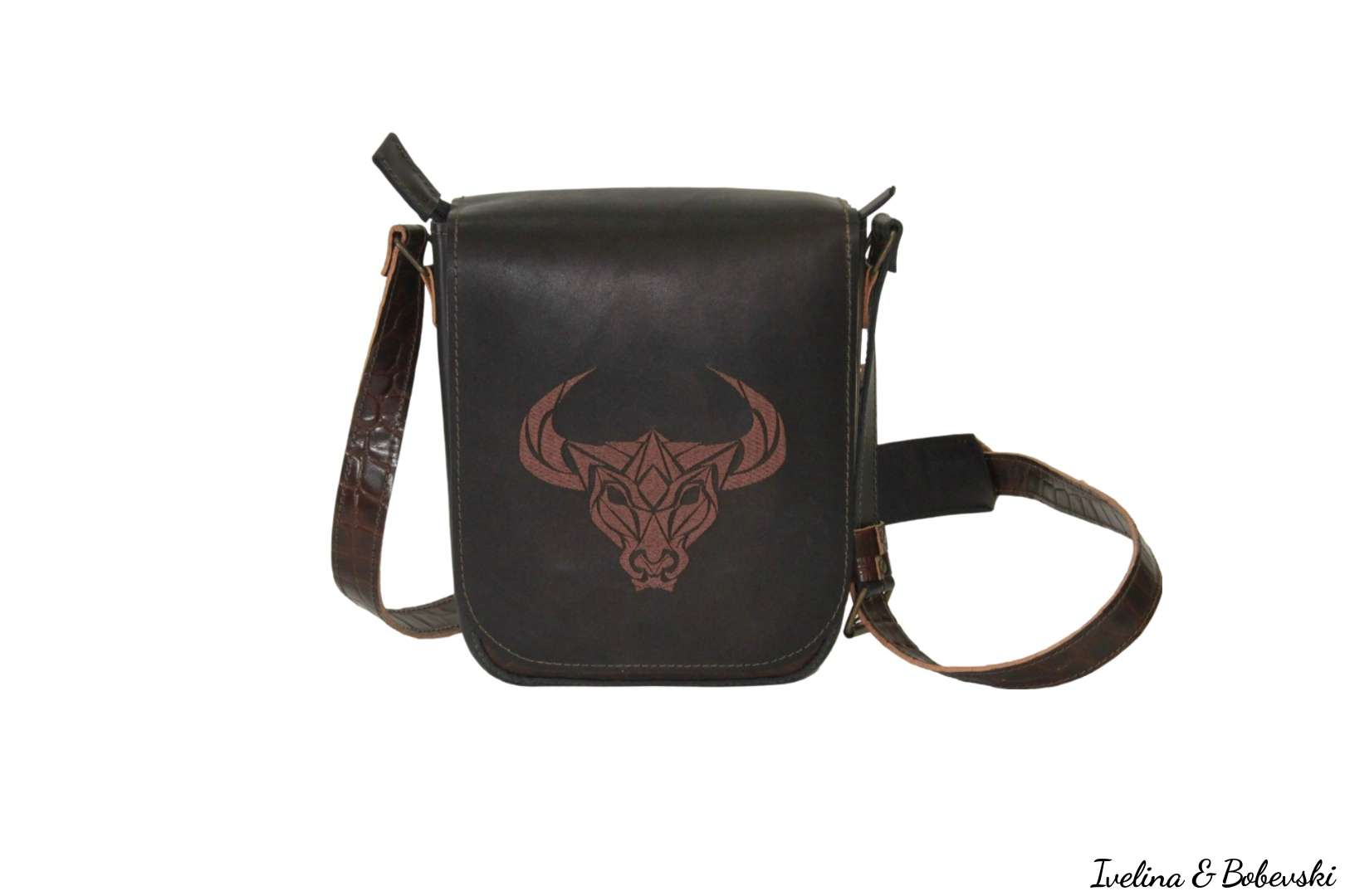 embroidery_genuine_leather_bull_2_1