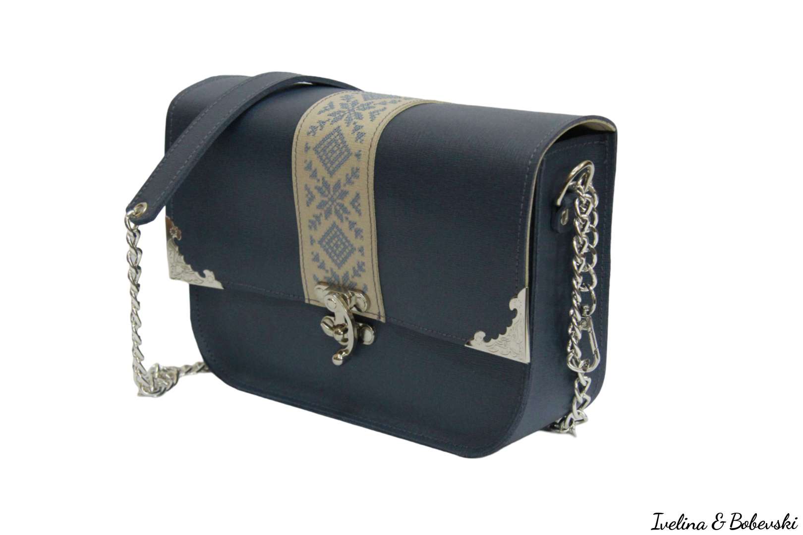 ladies_bag_embroidery_saffiano_ivelina_bobevski_este_3
