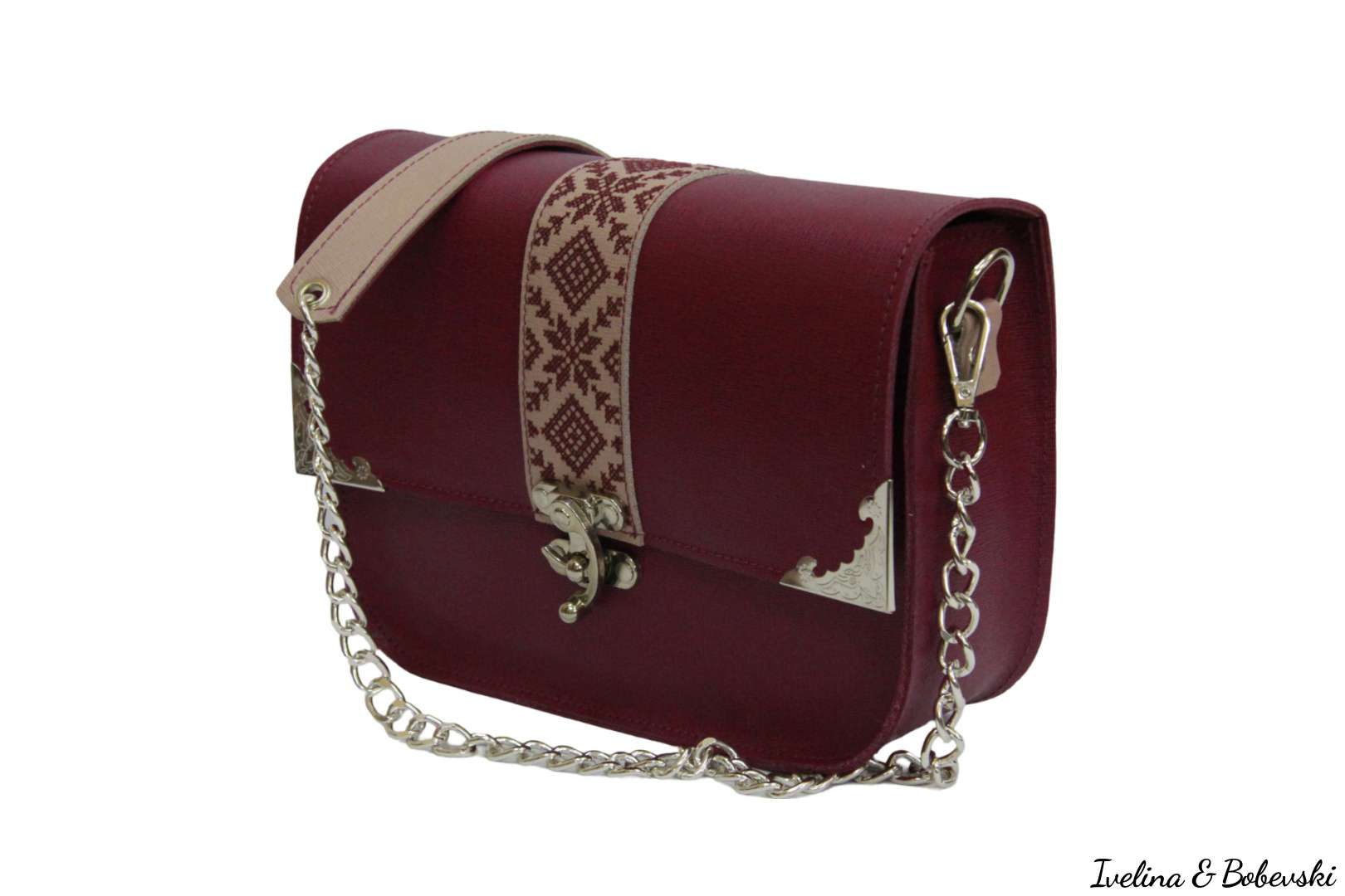 ladies_bag_embroidery_saffiano_ivelina_bobevski_victoria_3-1