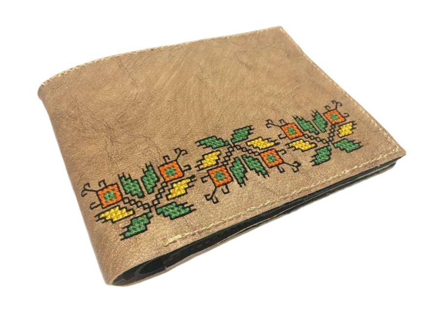 Bisenti_Mens_Wallet_Embroidery_Leather_Ivelina_2.jpg