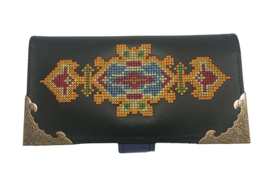 Koska_Ladies_Wallet_Embroidery_Leather_Ivelina_1.jpg