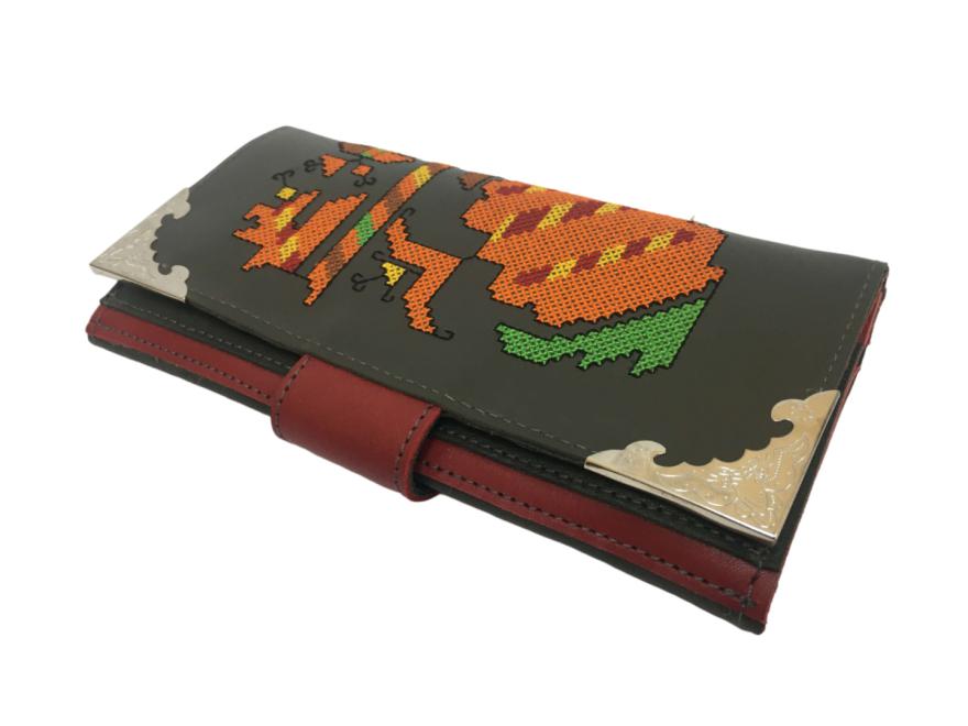 Ladies_Wallet_Embroidery_Leather_Benata_3-1.jpg