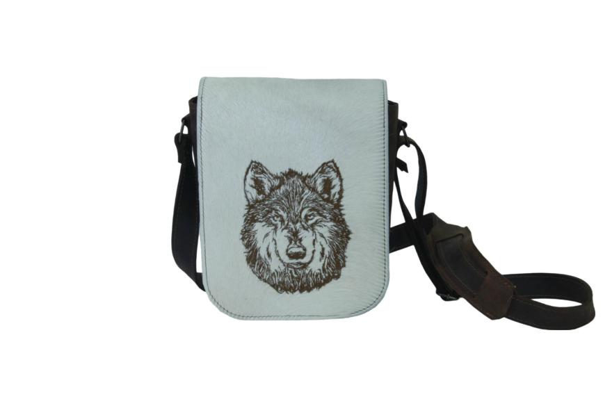wolf_embroidery_fur_genuine_leather_3_1.jpg
